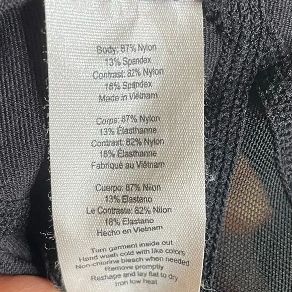 alo High Waist Wrapped Stirrup Leggings in Black - - Picture 6 of 14